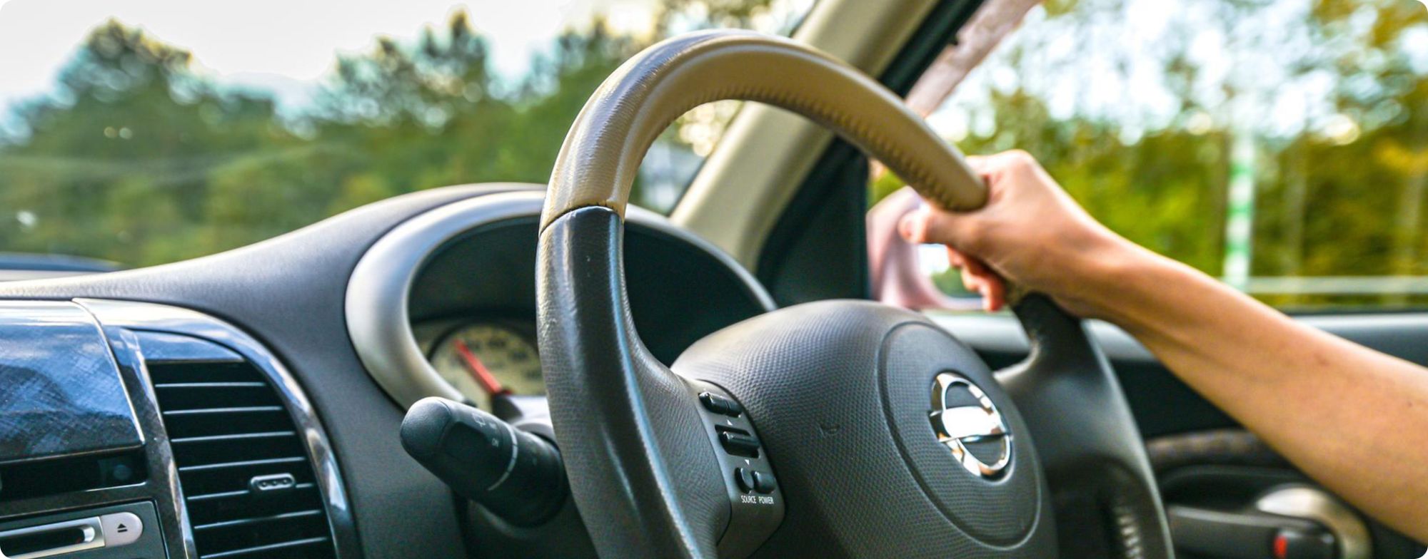 車検に出す車を取りに来てもらうことはできる？
かかる費用や引き取り納車について解説