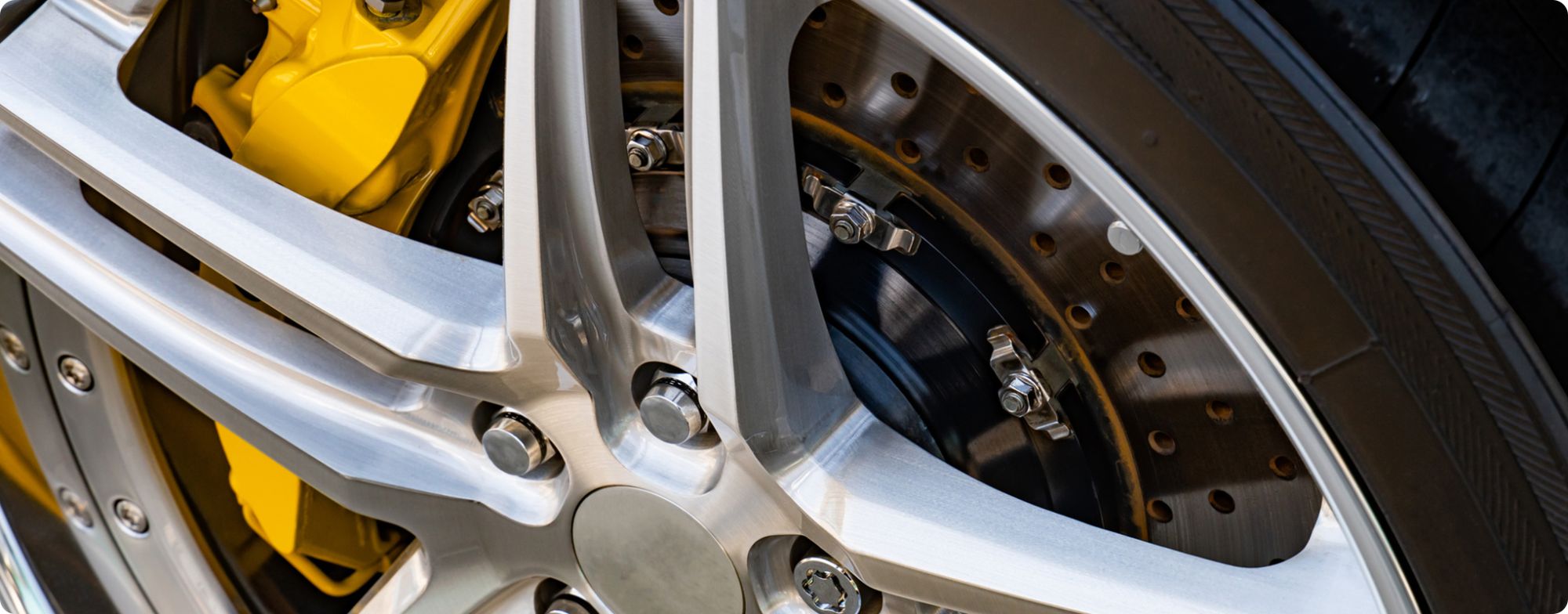 車検に合格するブレーキパッドの基準とは？交換目安や費用も解説