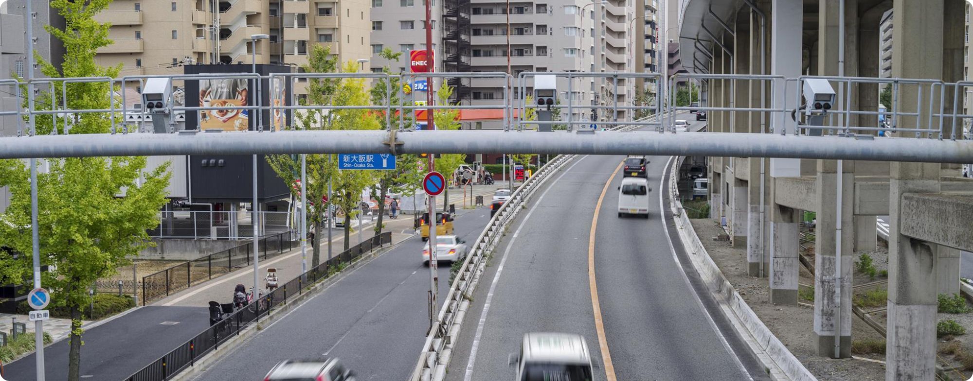 Nシステムは車検切れ車両を検知できる？設置場所や目的を徹底解説