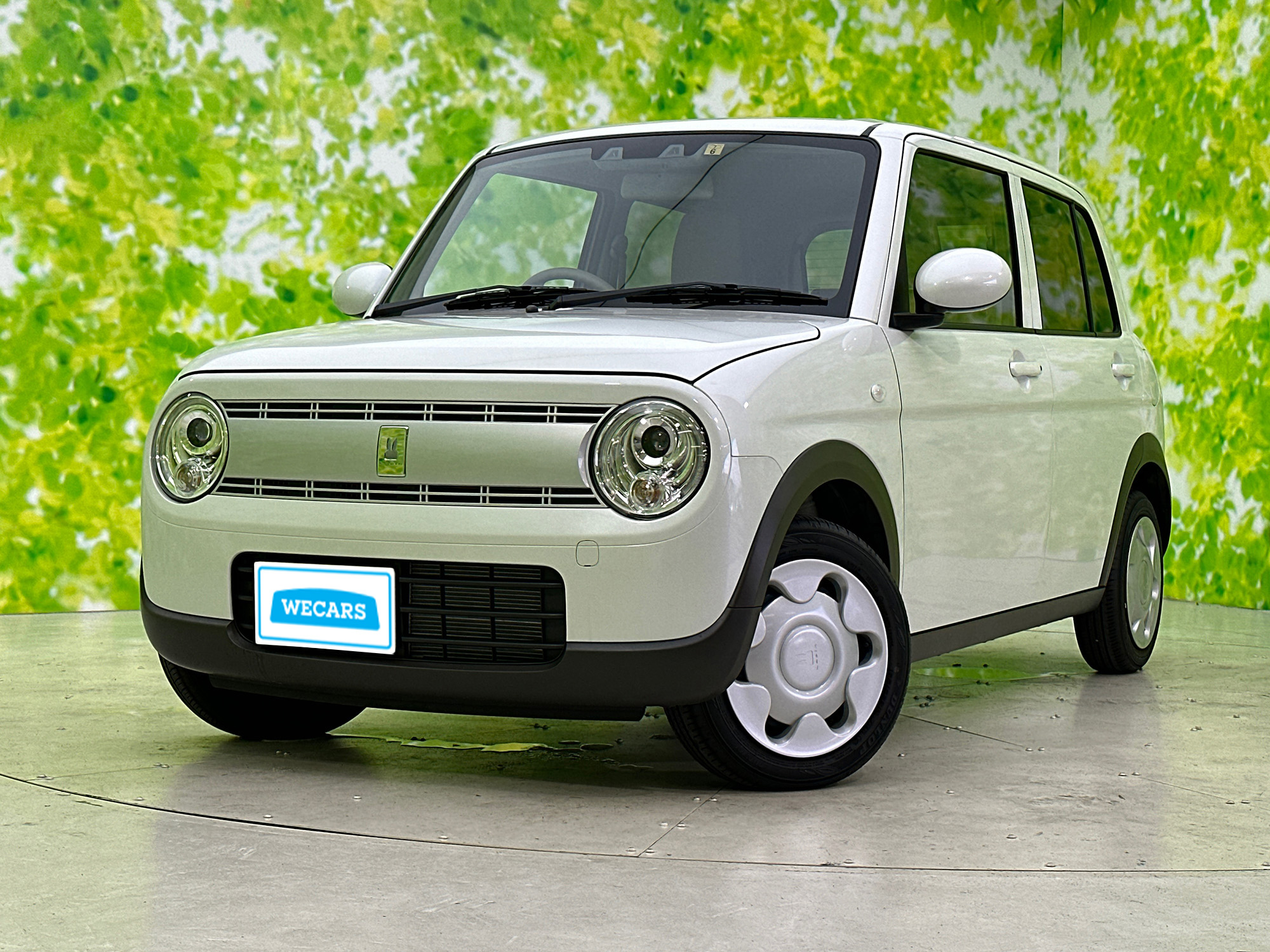 アルトラパンの歴代モデルを徹底調査！モデルごとの
特徴や女性に人気の理由について紹介