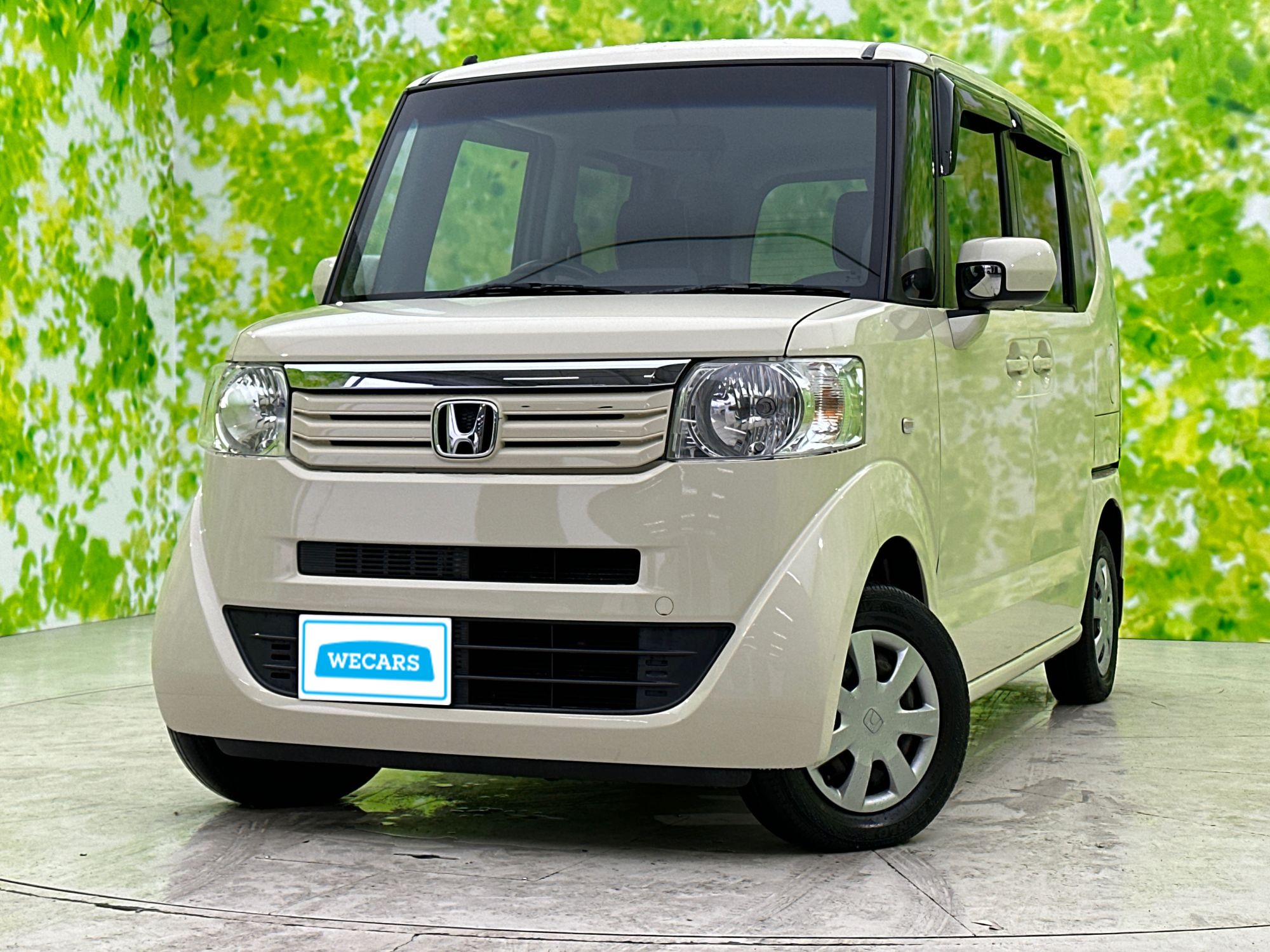 ホンダ N-BOX平成23年12月（2011年12月） 発売モデル