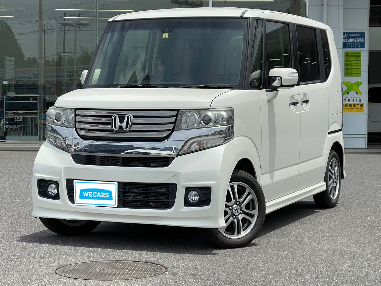 ホンダ N-BOXカスタムの平成27年2月（2015年2月） 発売モデル