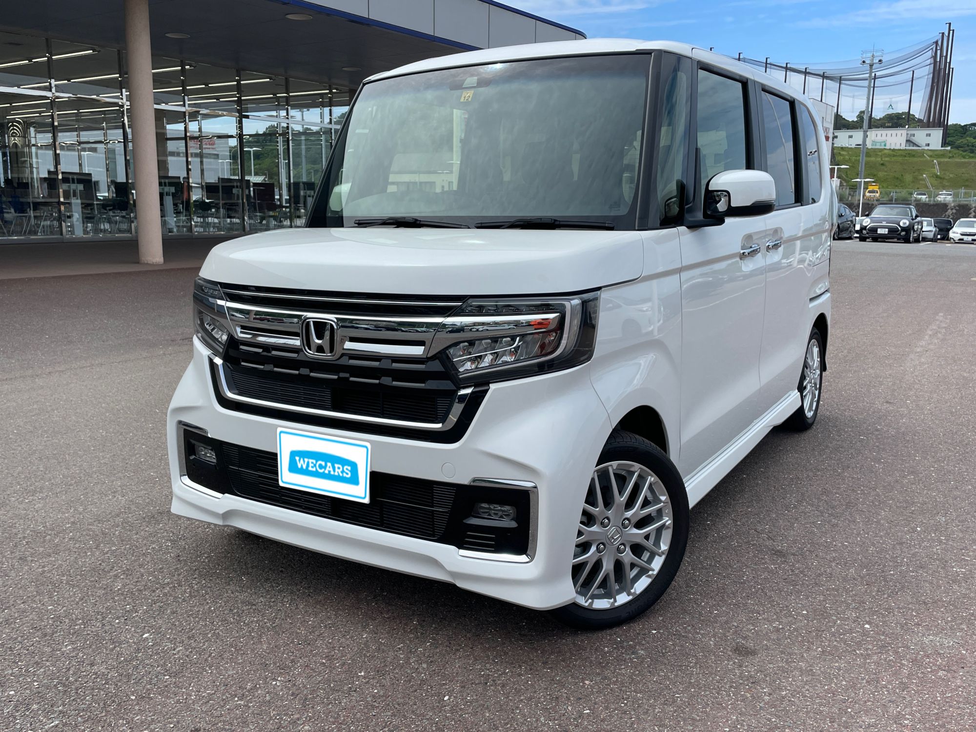 ホンダ N-BOXカスタムの令和3年12月（2021年12月） 発売モデル