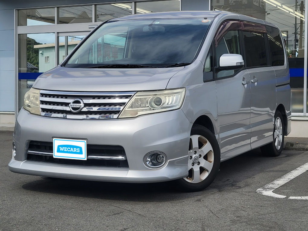 日産 セレナの平成22年11月(2010年11月) 発売モデル