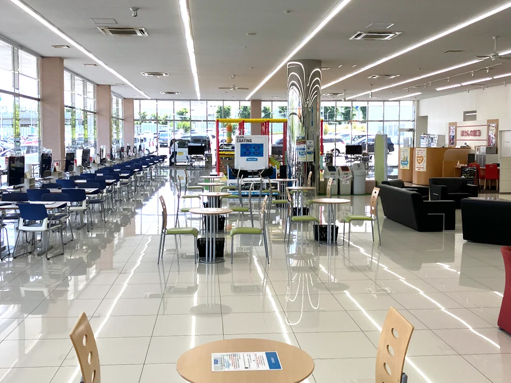 多摩店｜WECARS（ウィーカーズ）