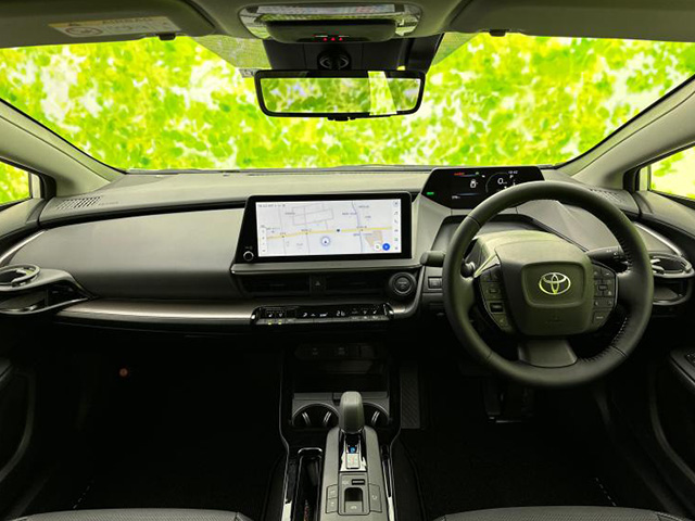 新型プリウス写真