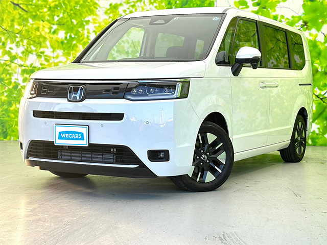 新型ステップワゴン写真